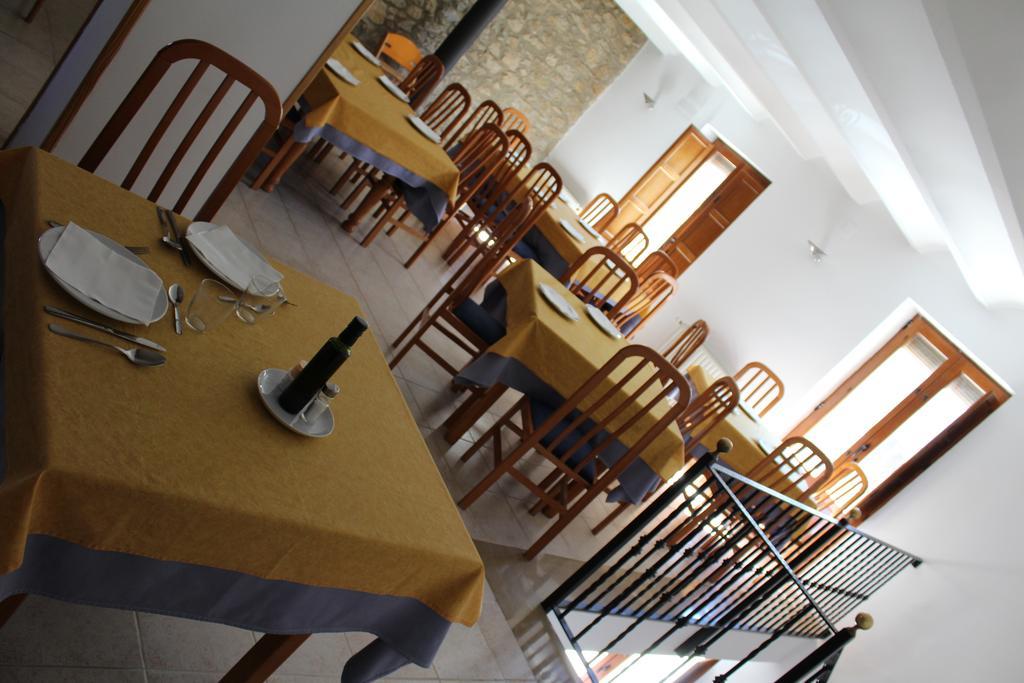 Hotel D'Ares Ares del Maestre Экстерьер фото